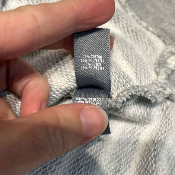 aerie Knit Henley Top Shirt Pullover Gray White Stripe Sz L Long Sleeve Pocket - Picture 10 of 10